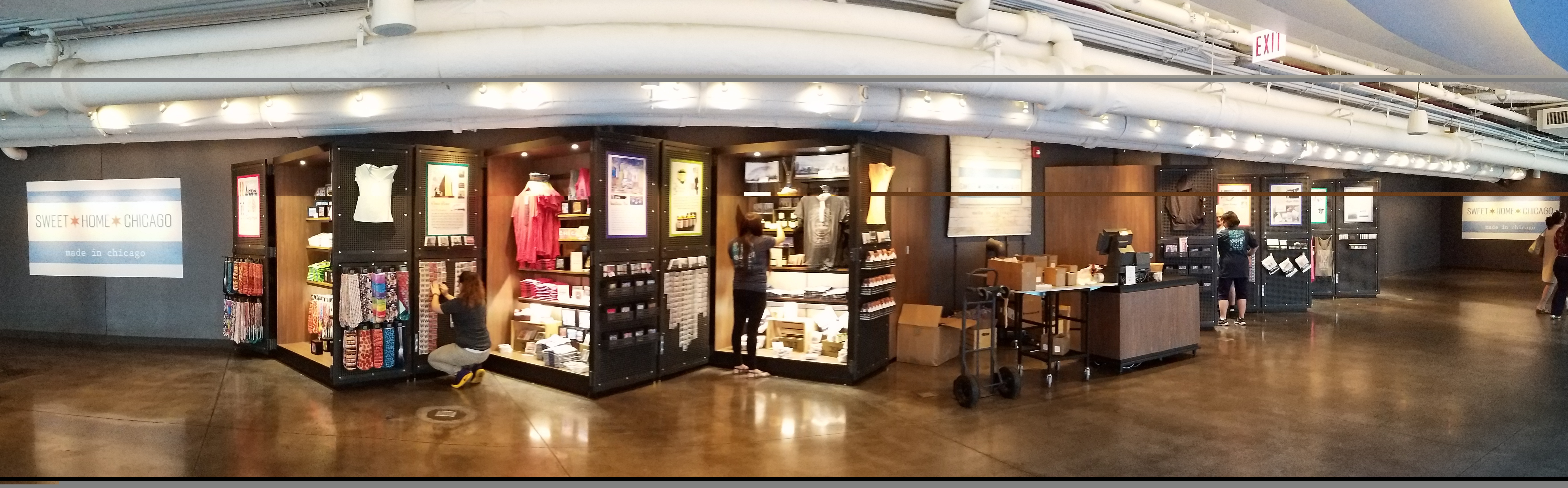 Navy Pier Vendor Kiosk